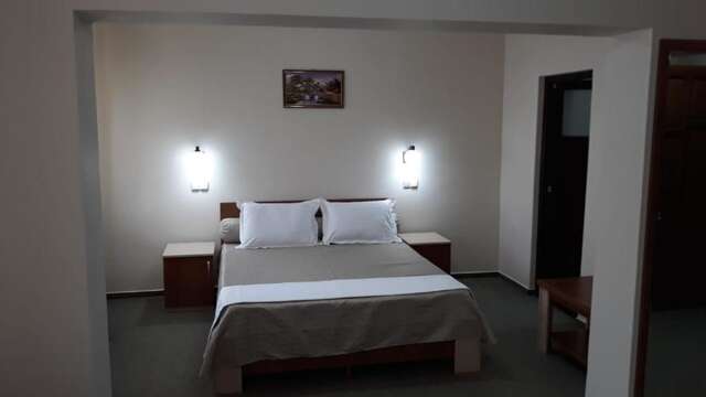 Отель Teju Hotels Слэник-50